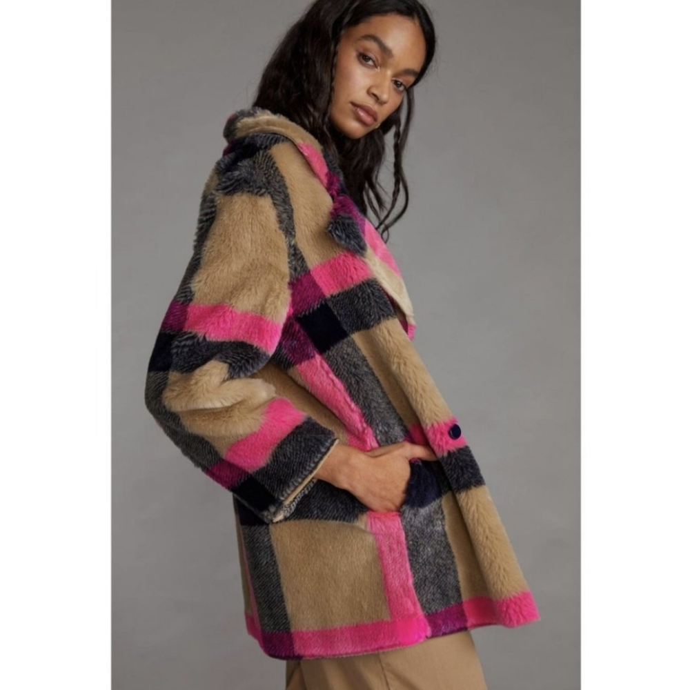 Anthropologie Vilagallo Hot Pink Teddy Coat